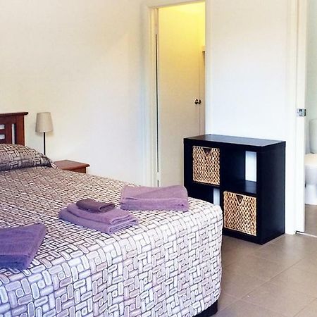 Derby Lodge Motel Екстериор снимка