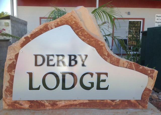 Derby Lodge Motel Екстериор снимка
